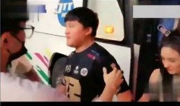 篮球网红女友爆料视频播放,揭秘球场背后的故事